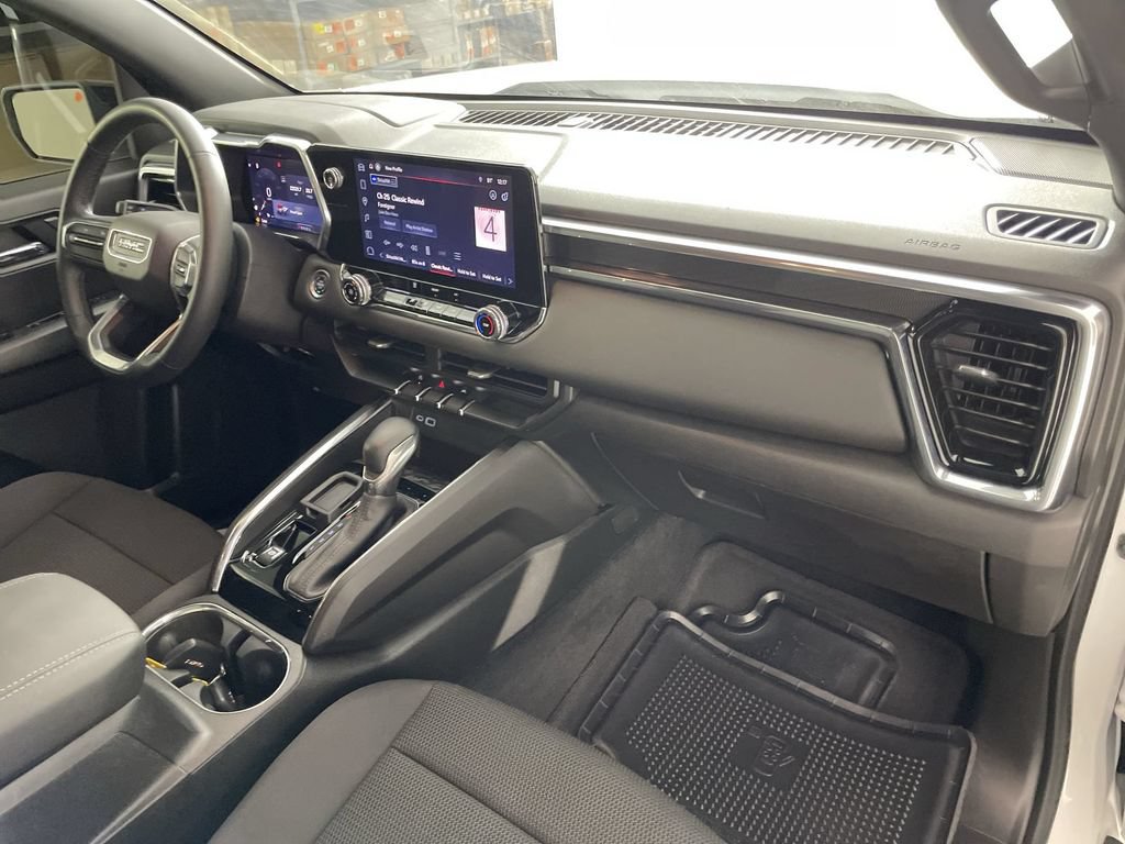 Used 2024 GMC Canyon Elevation RWD image 28