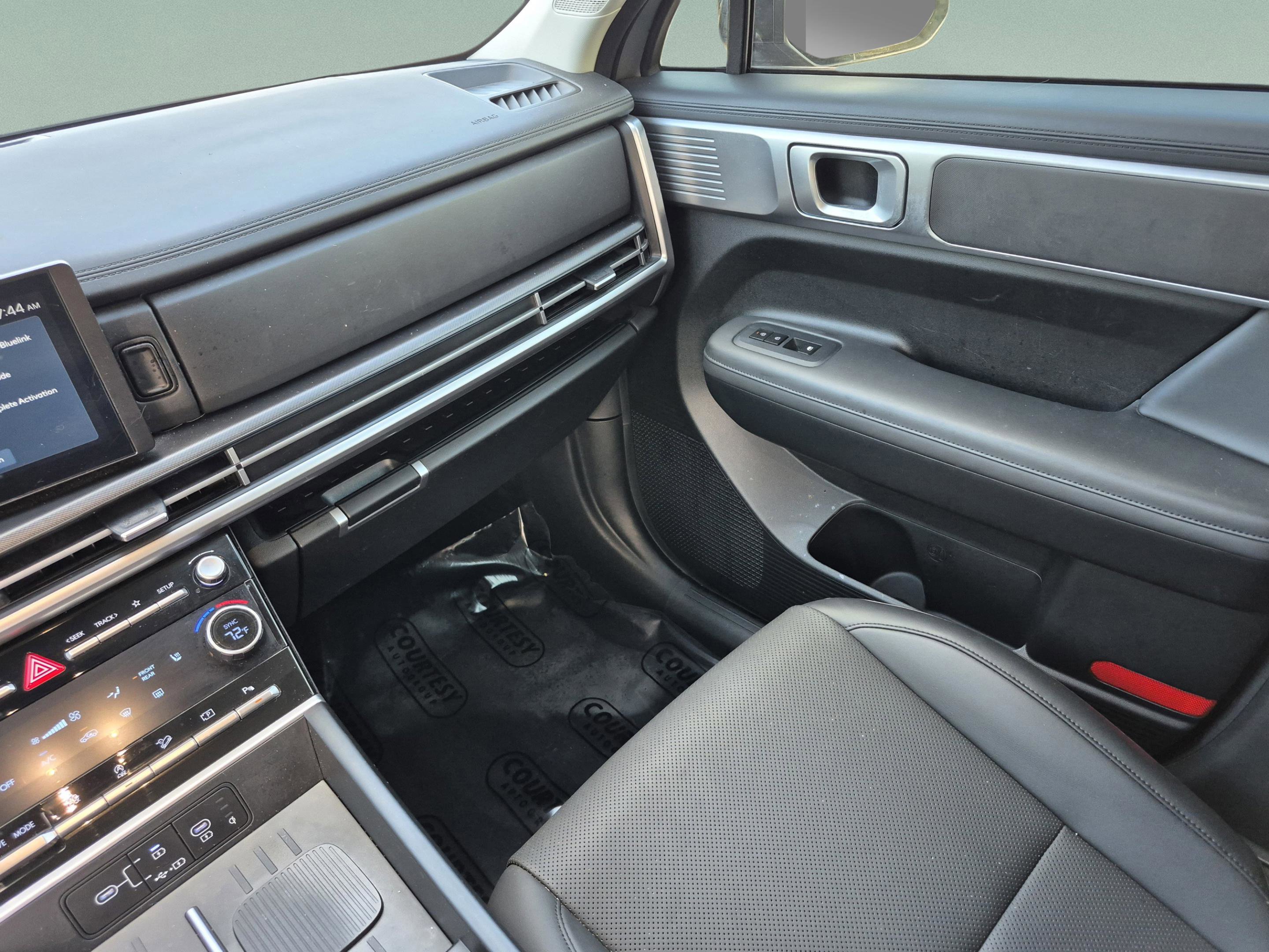 Used 2024 Hyundai Santa Fe XRT AWD/4WD image 14