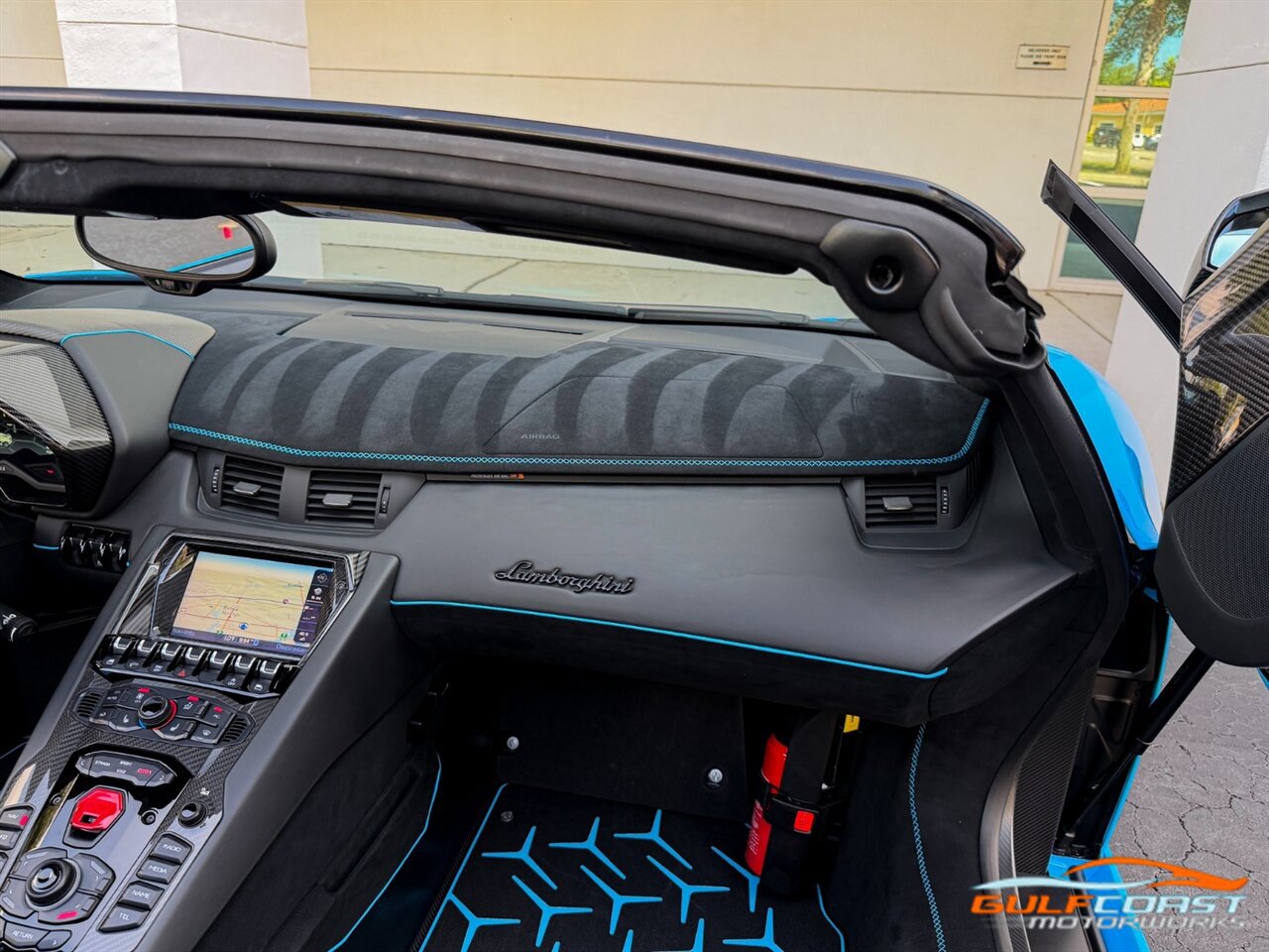 Used 2021 Lamborghini Aventador SVJ AWD/4WD image 38