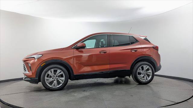 Used 2024 Buick Encore GX Preferred FWD image 3