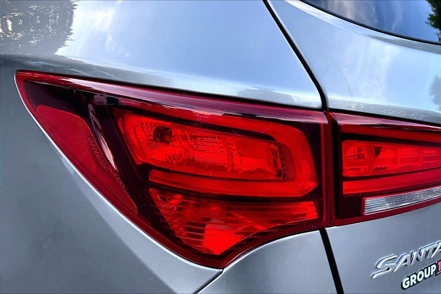 Used 2018 Hyundai Santa Fe Sport AWD/4WD image 26