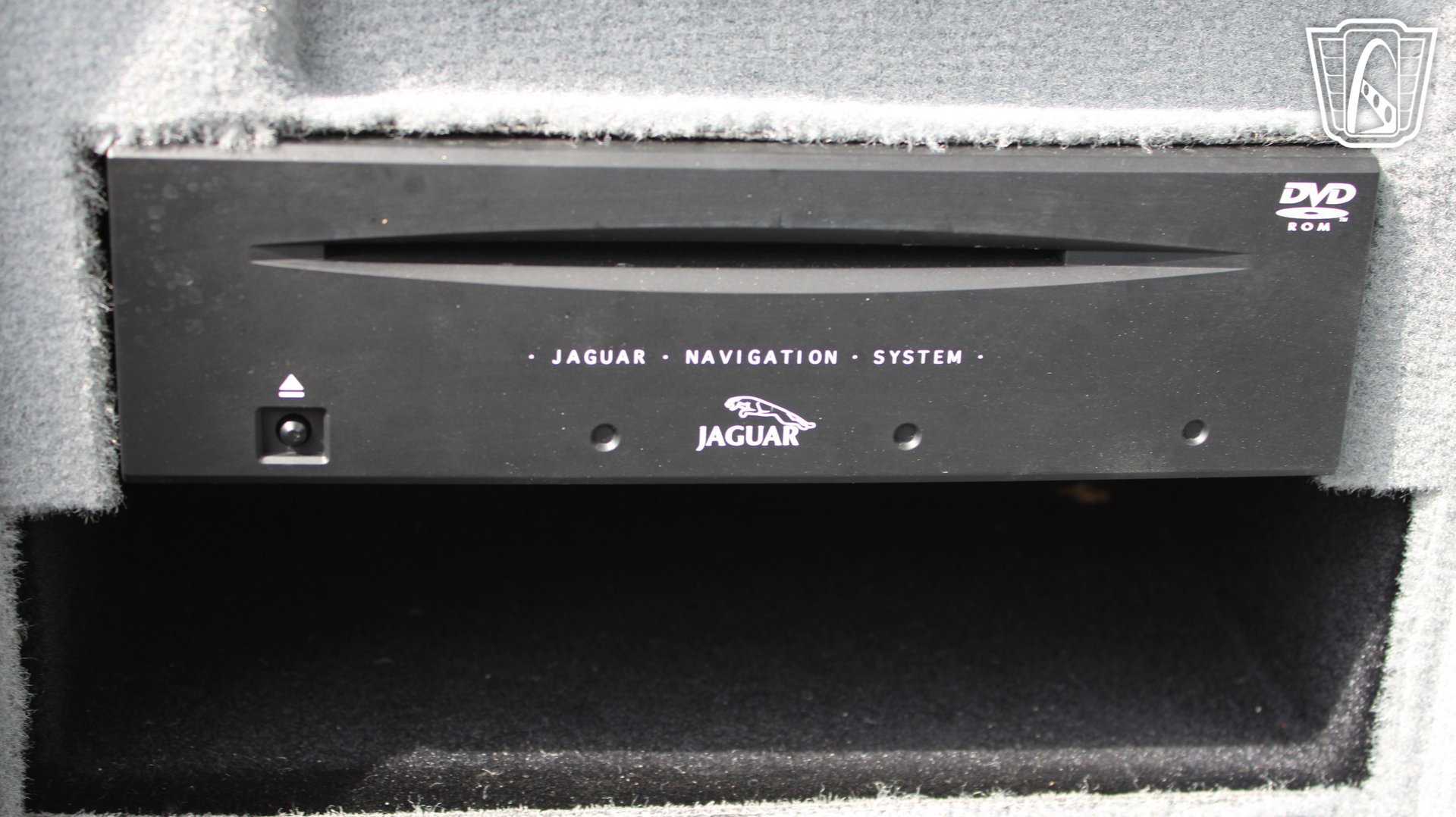 Used 2005 Jaguar XJ8 RWD image 13