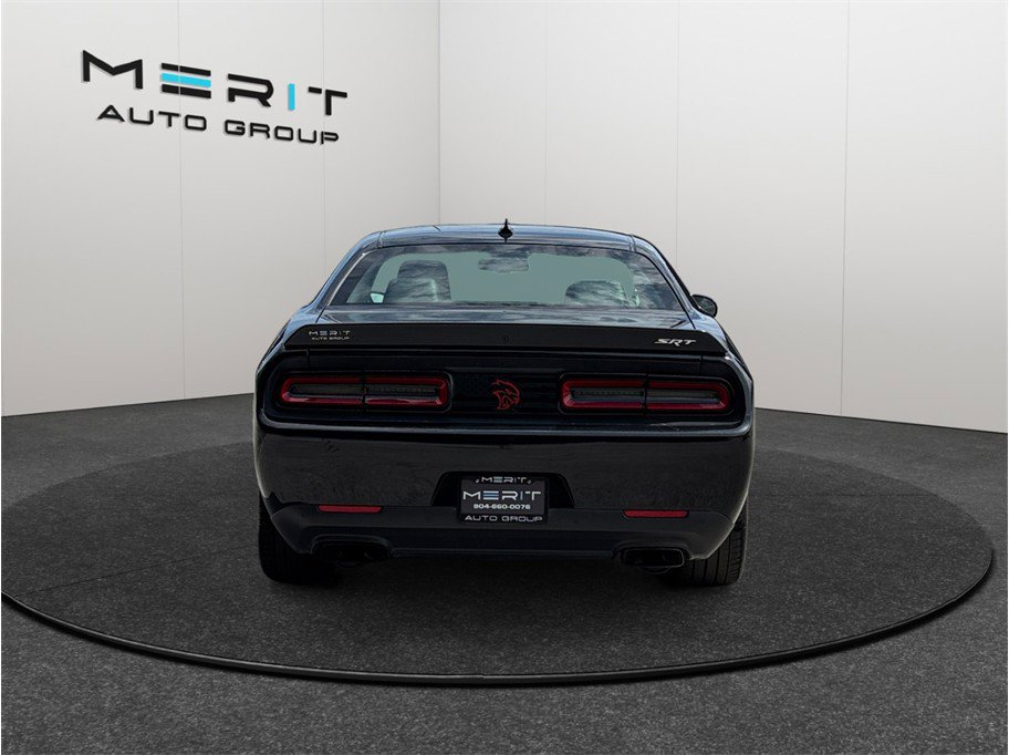 Used 2015 Dodge Challenger SRT Hellcat image 8