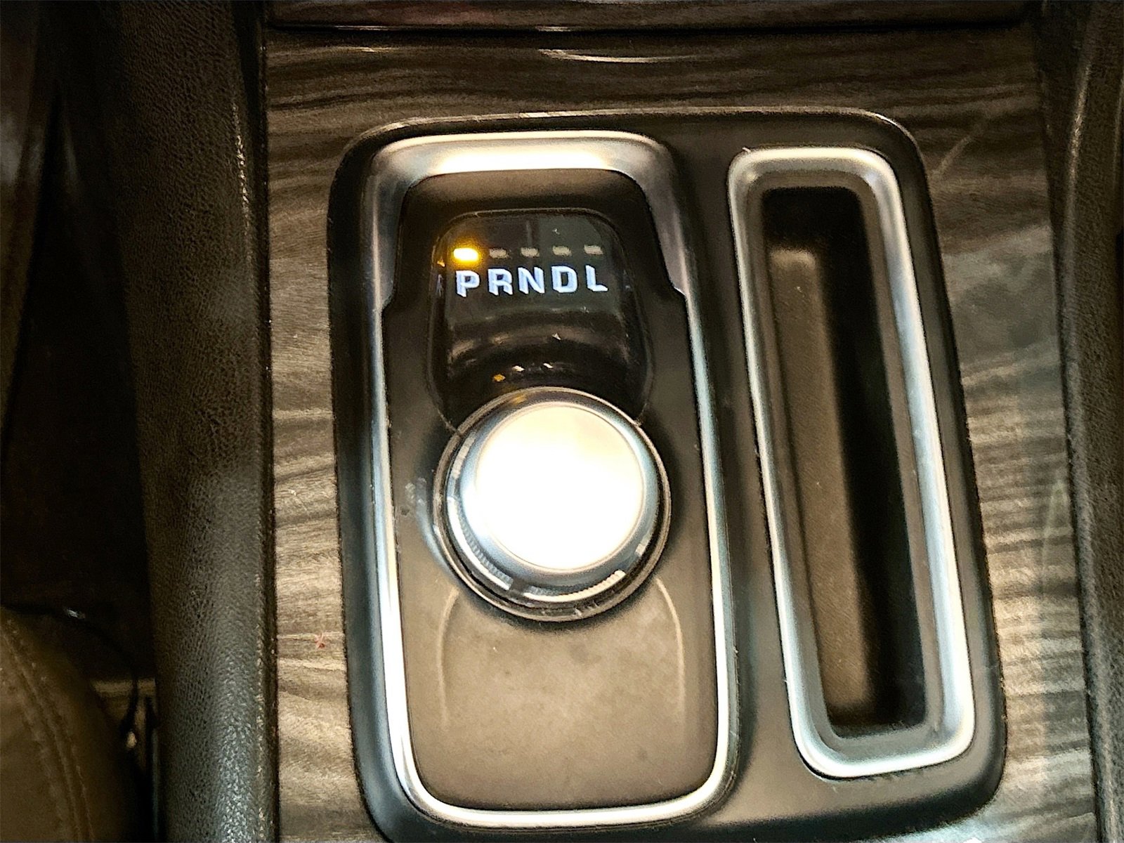 Used 2022 Chrysler 300 Touring w/ Sport Appearance Package image 16