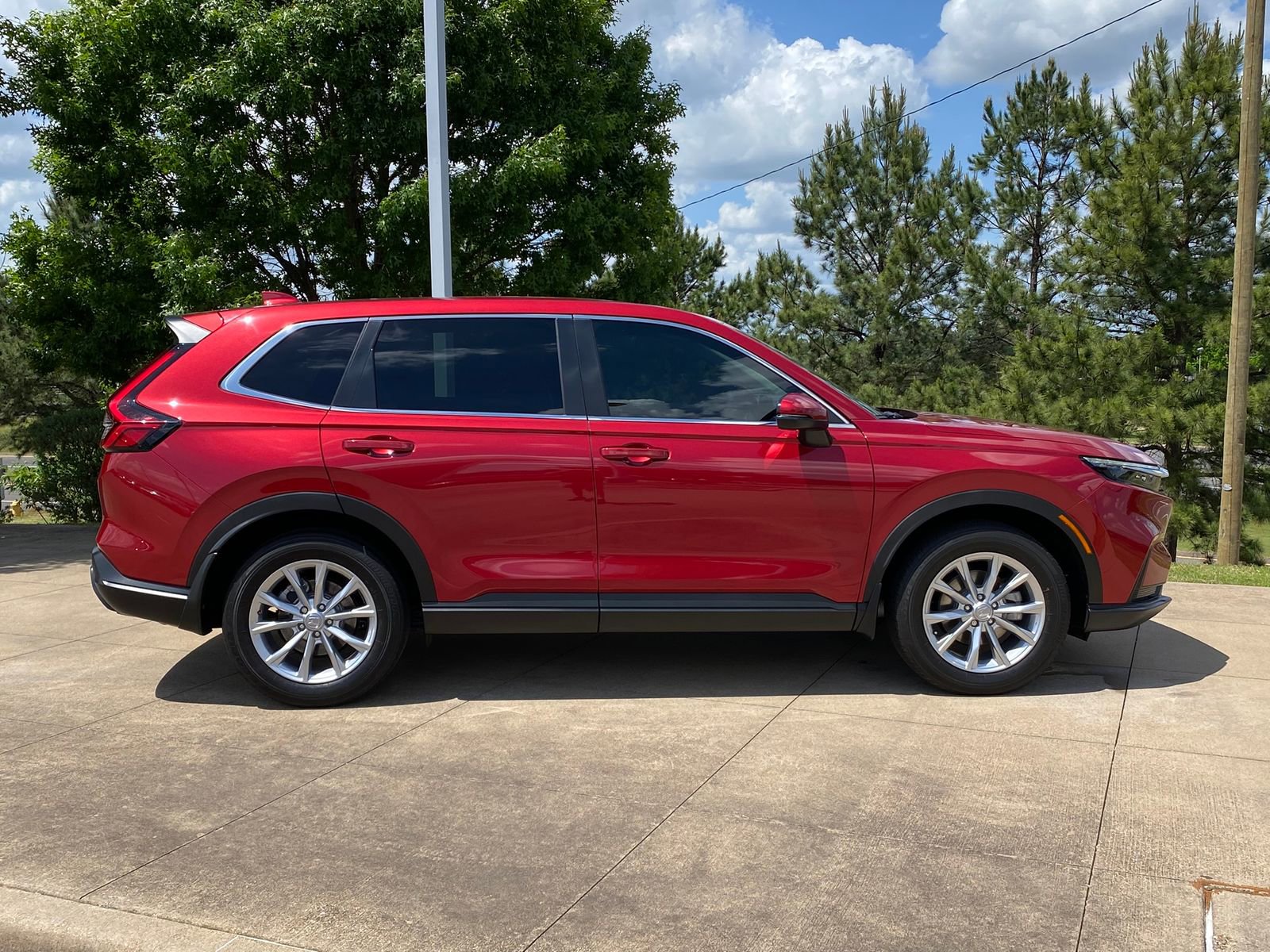 Used 2024 Honda CR-V EX image 7