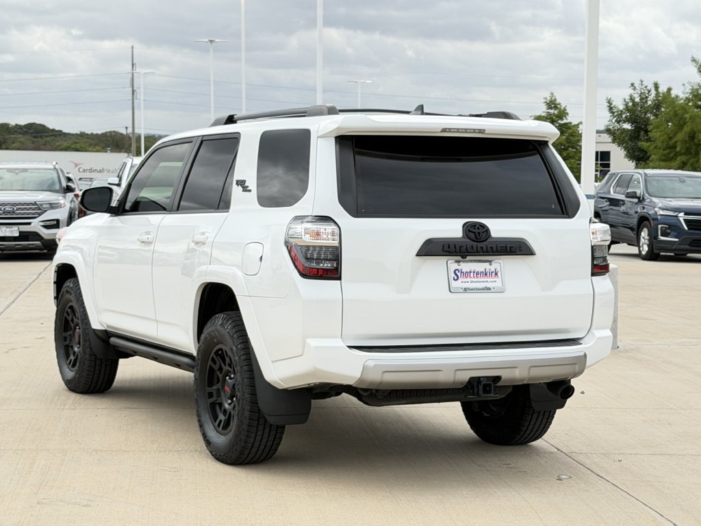 Used 2024 Toyota 4Runner TRD Off-Road Premium w/ Off Road Premium Plus Package AWD/4WD image 4