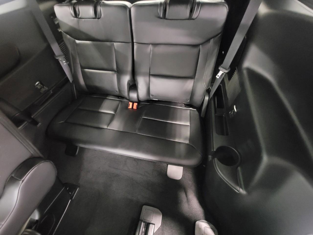 Used 2023 Ford Explorer XLT w/ Equipment Group 202A image 26