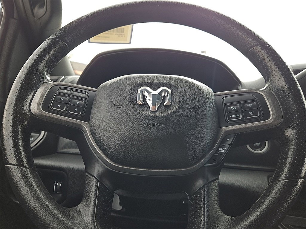 Used 2022 RAM 3500 Tradesman image 19