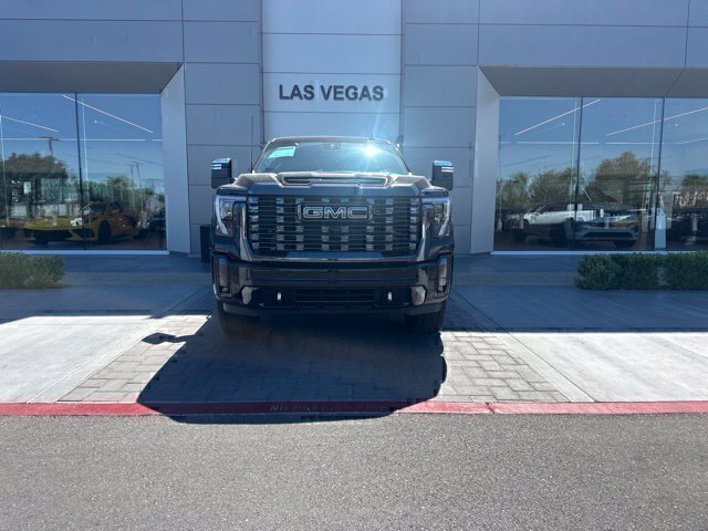 Used 2024 GMC Sierra 2500 Denali Ultimate AWD/4WD image 2