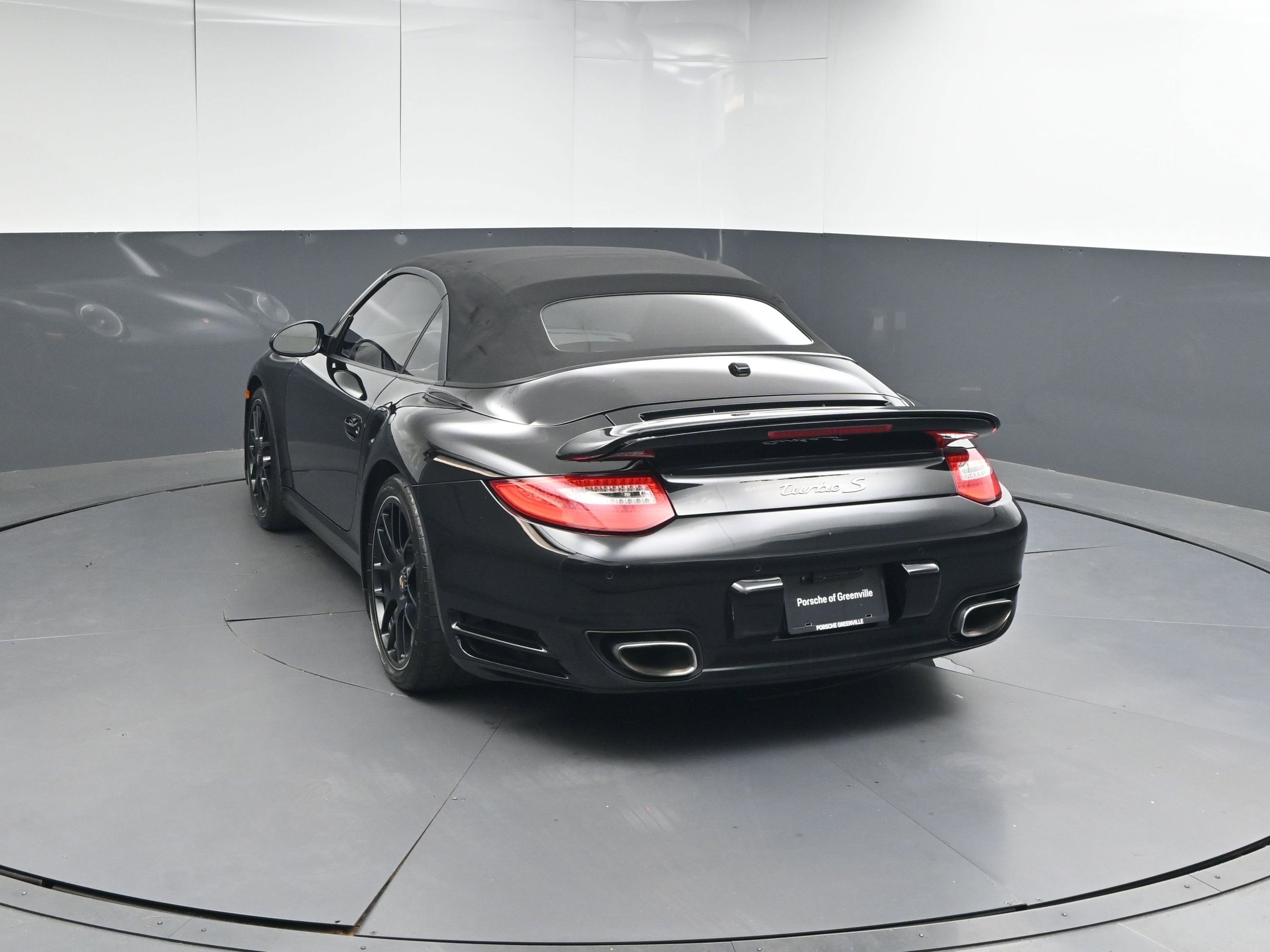 Used 2011 Porsche 911 Turbo S image 25