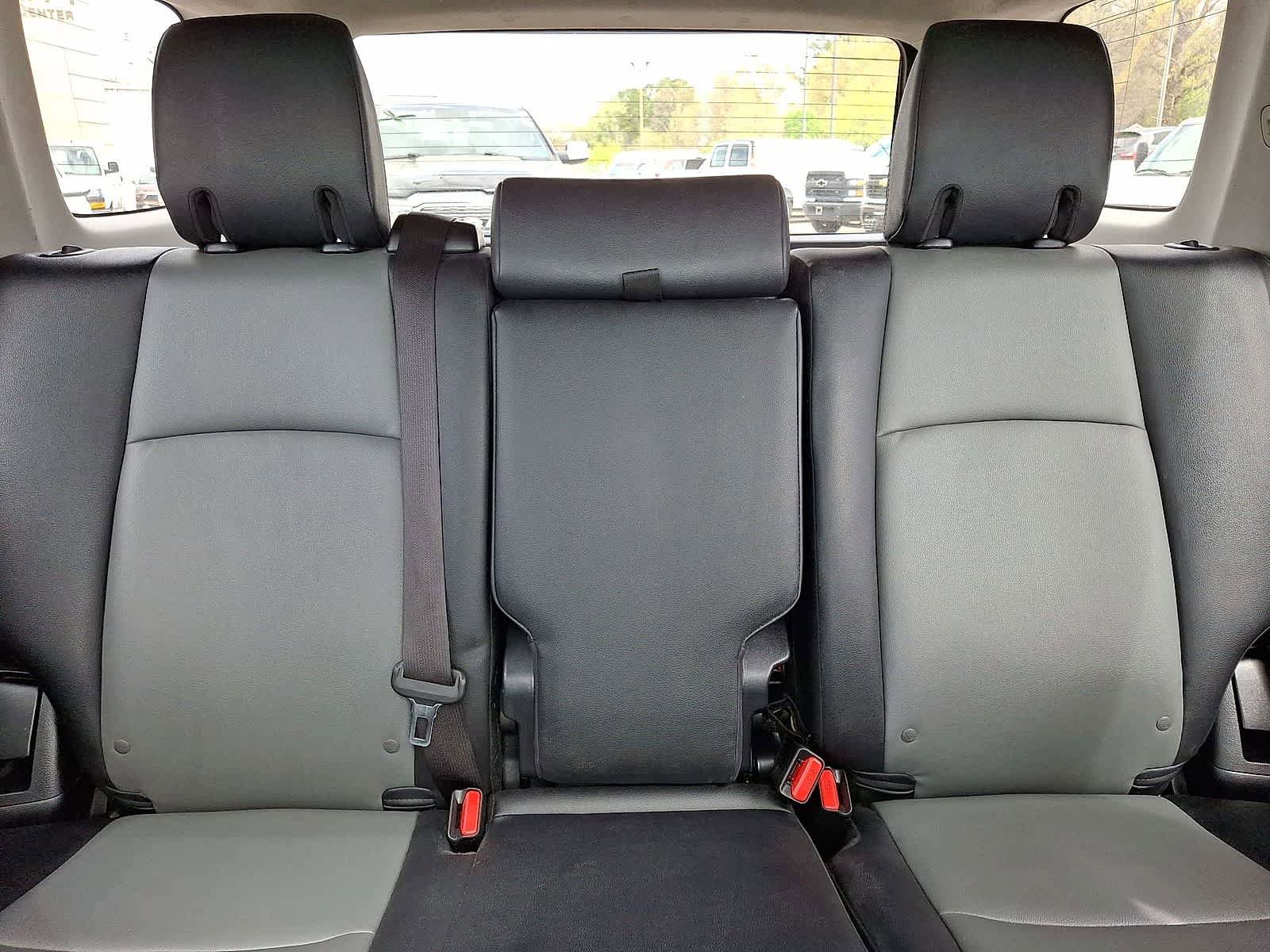 Used 2020 Toyota 4Runner SR5 Premium w/ Moonroof Package image 14