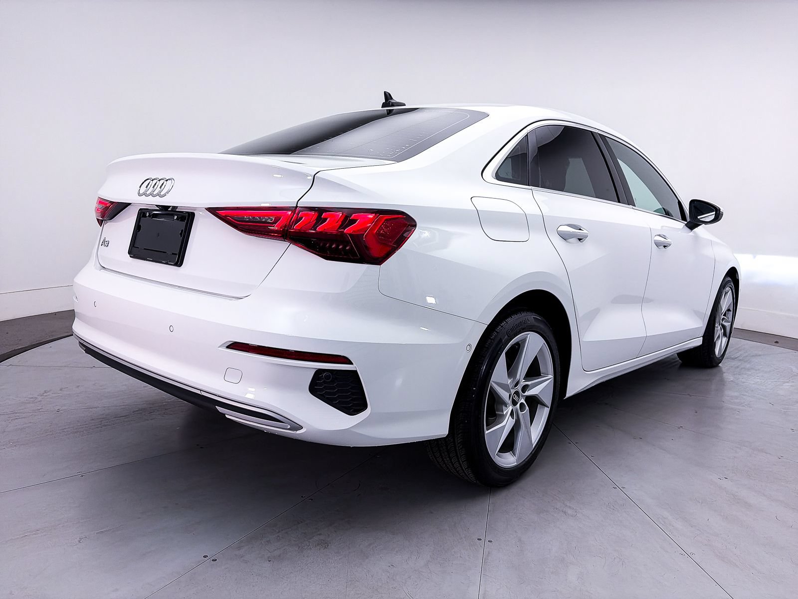 Used 2023 Audi A3 2.0T Premium Plus w/ Premium Plus Package FWD image 17