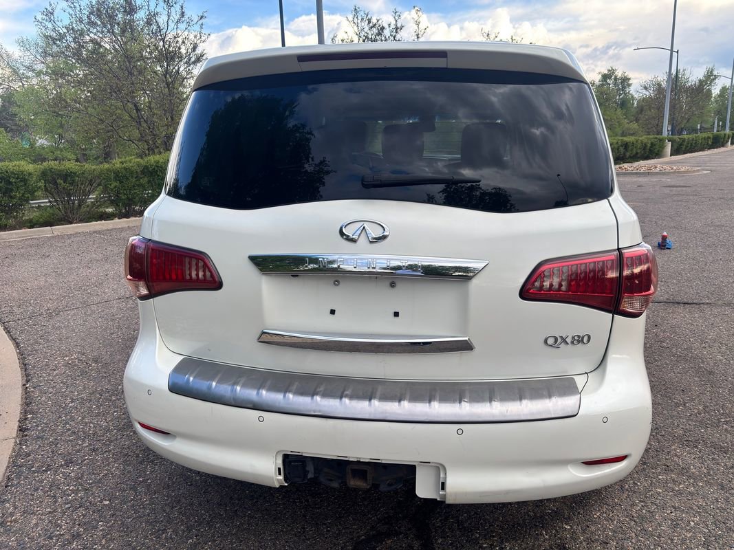 Used 2015 INFINITI QX80 Luxe w/ 22" Wheel Package AWD/4WD image 5