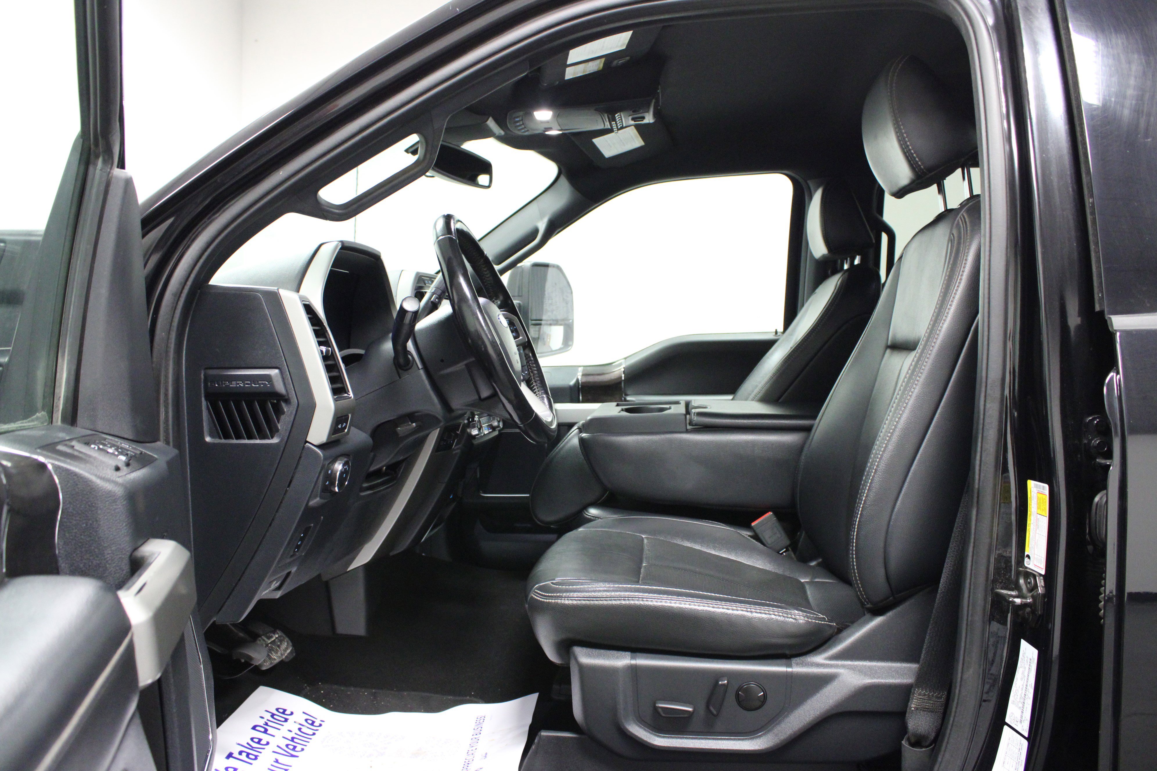 Used 2022 Ford F350 Lariat AWD/4WD image 12