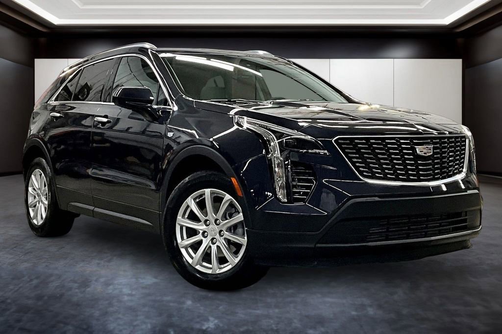 Certified 2023 Cadillac XT4 Luxury w/ Cold Weather Package