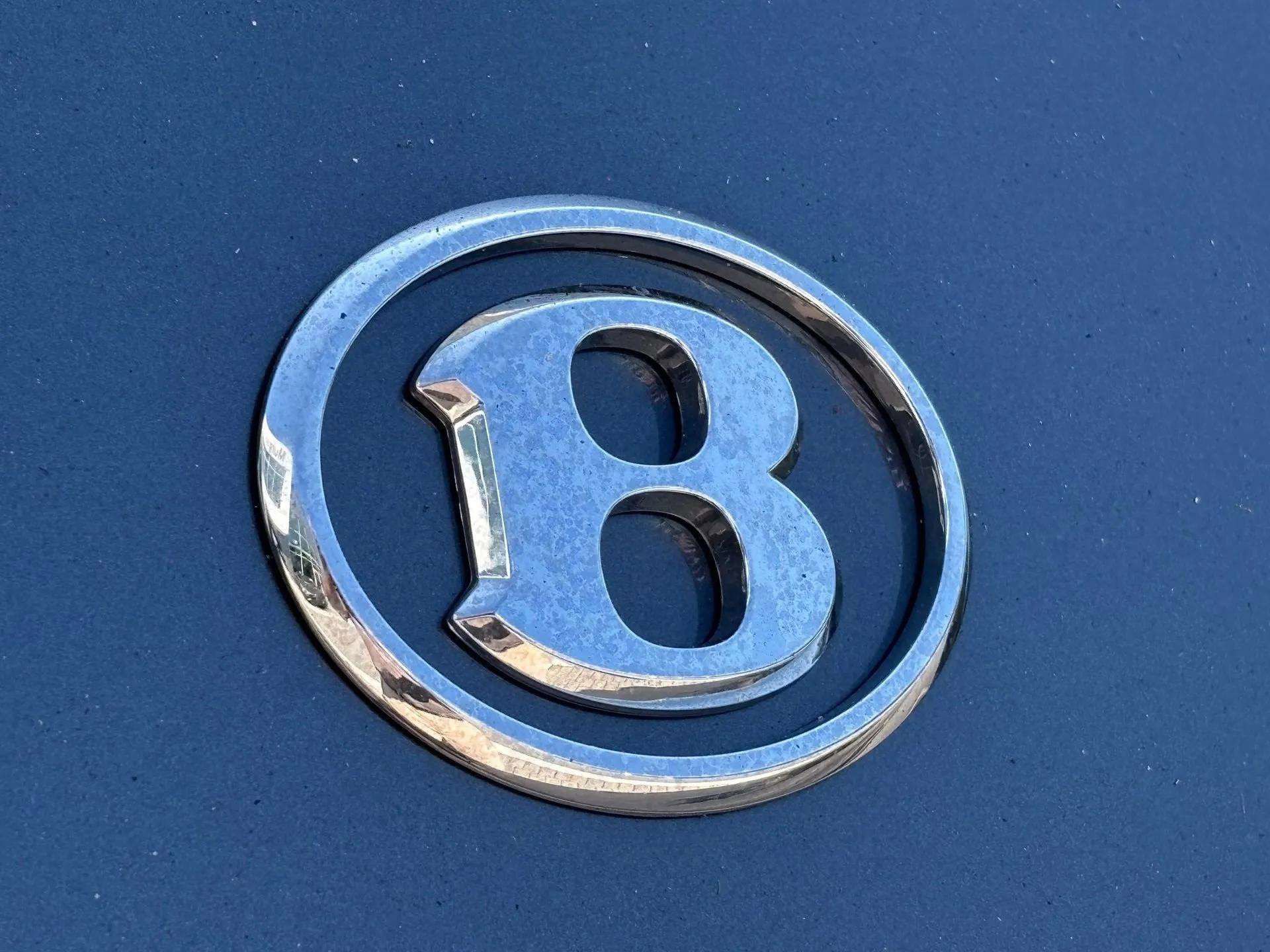 New 2025 Bentley Bentayga Extended Wheelbase image 48