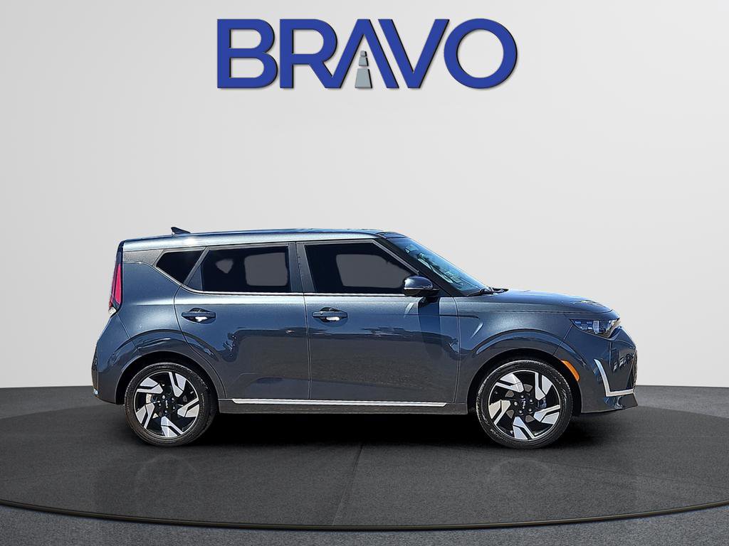 Used 2024 Kia Soul GT-Line FWD image 3