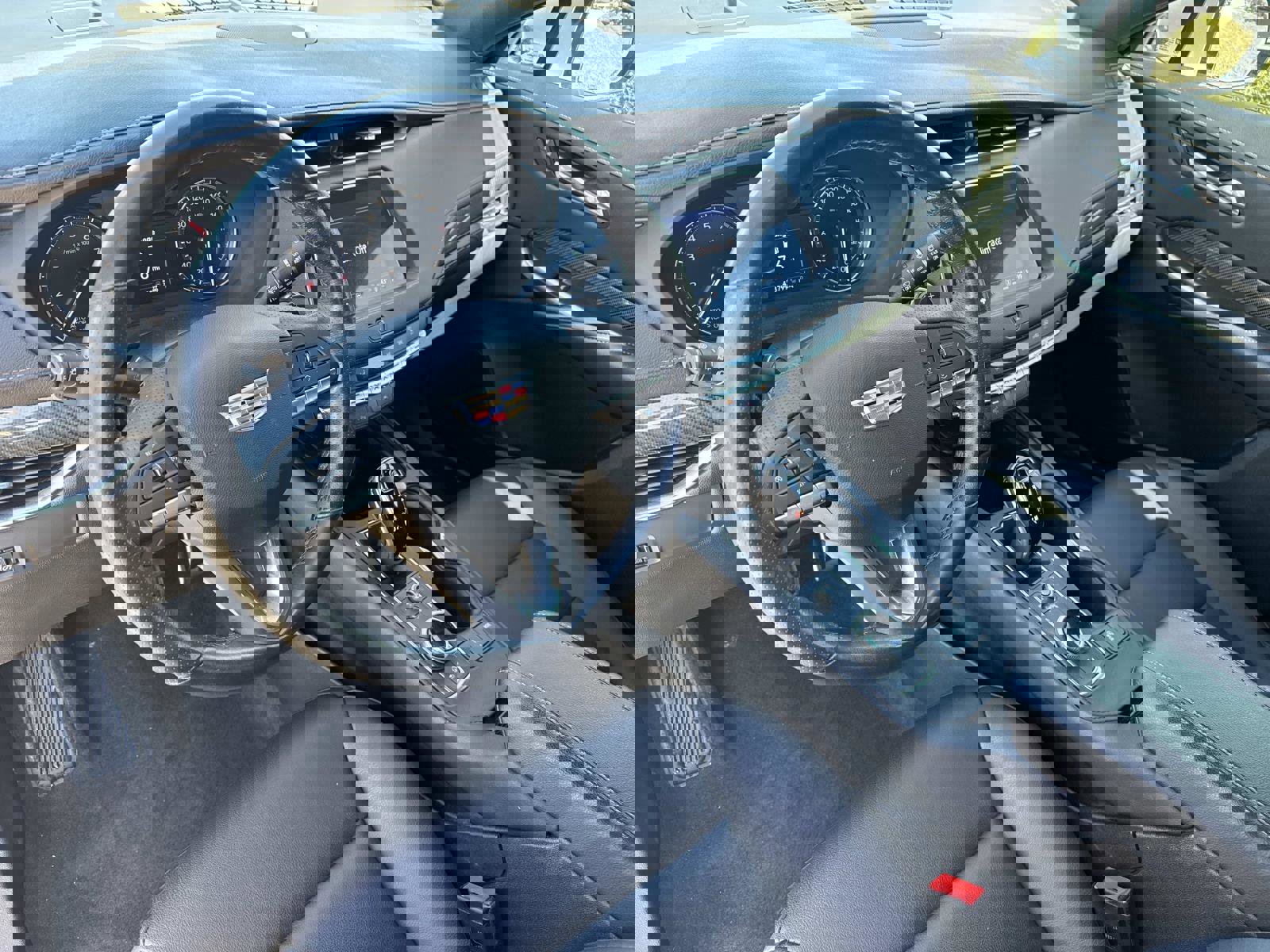 Used 2022 Cadillac XT4 Sport w/ Enhanced Visibility Package image 21