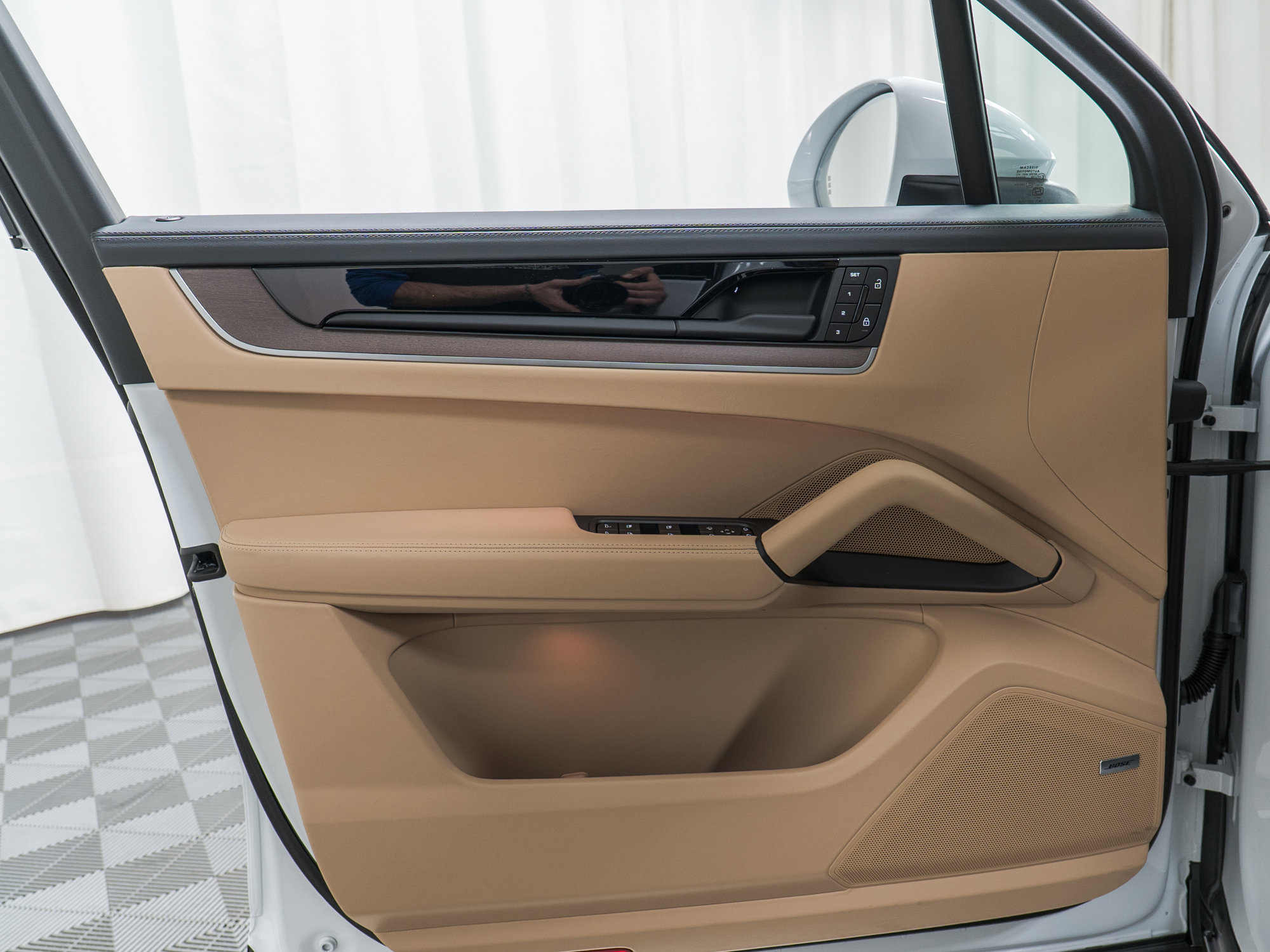 New 2026 Porsche Cayenne S image 12