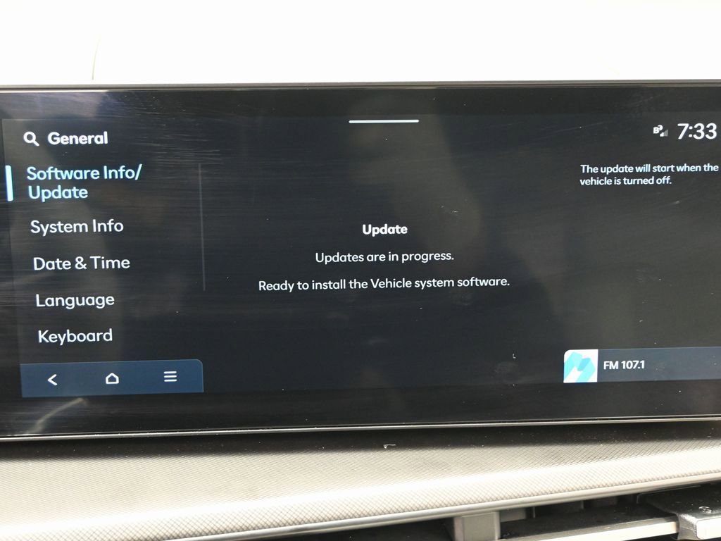 Used 2025 Hyundai Santa Fe SE image 28