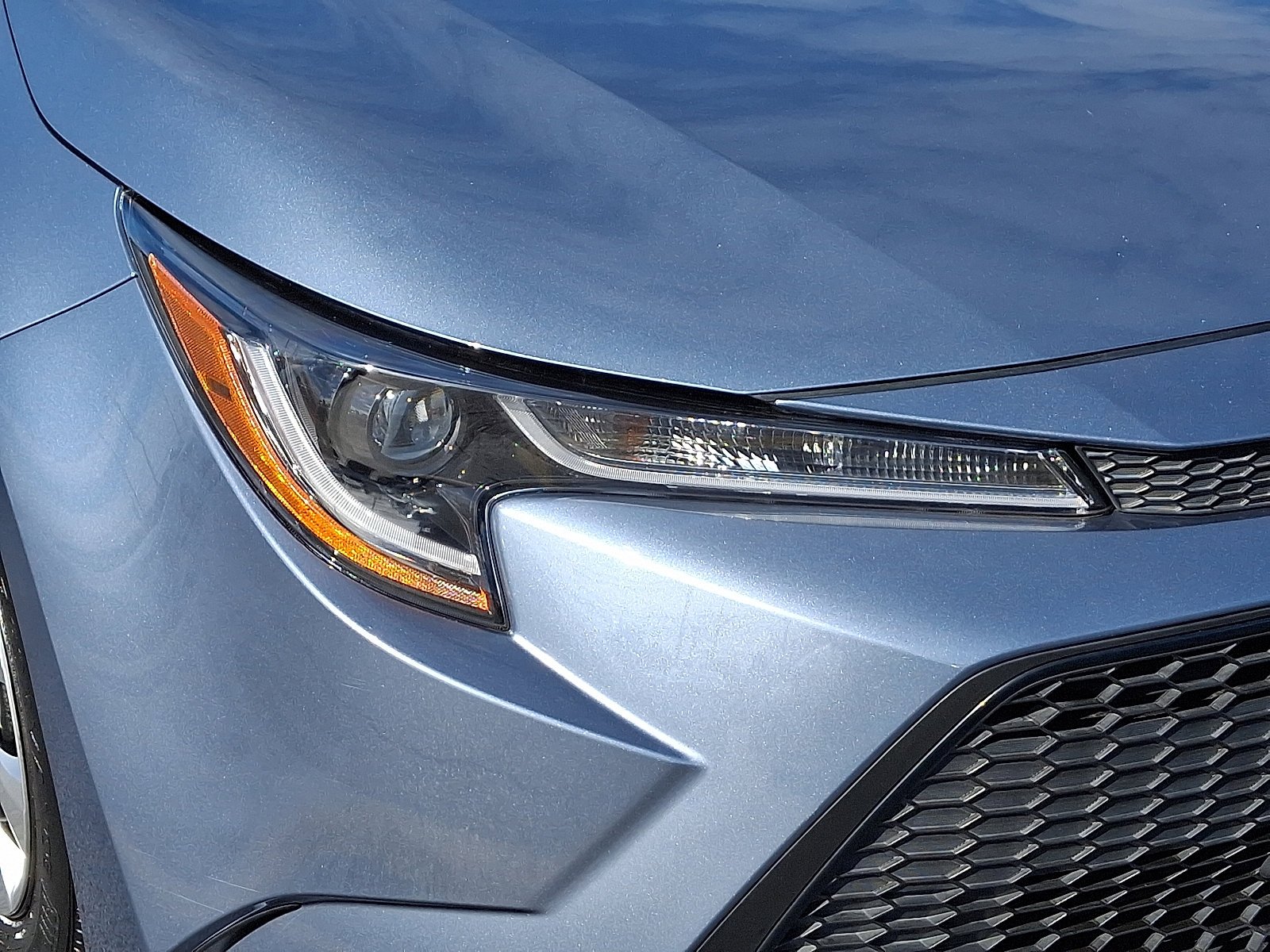 Used 2020 Toyota Corolla LE image 9