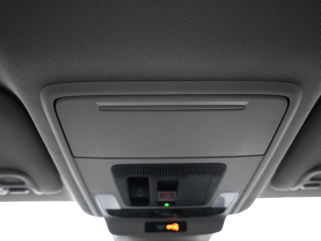 Certified 2023 Honda Accord EX image 17