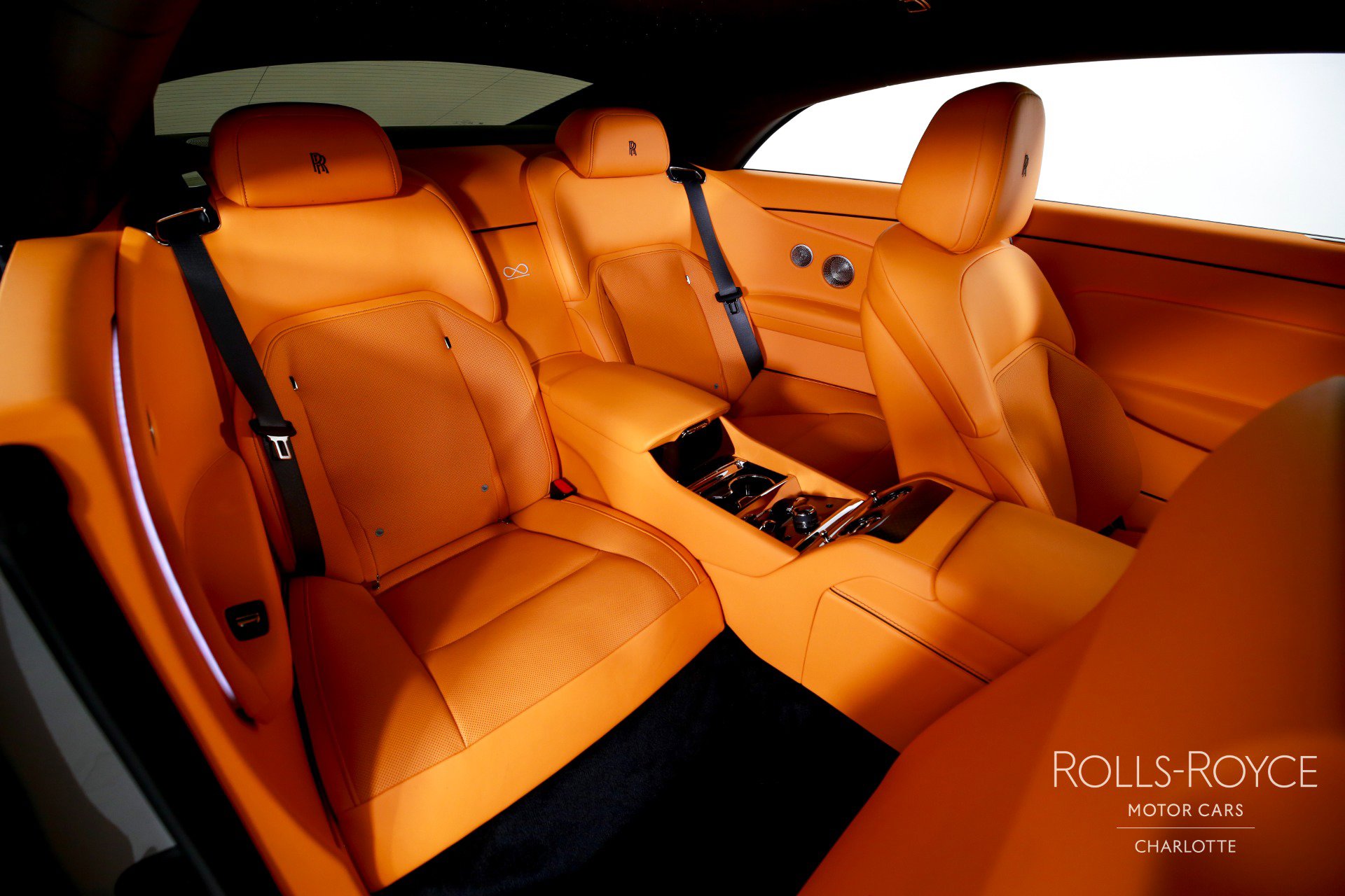 Used 2025 Rolls-Royce Spectre Black Badge w/ Spectre Enhancement Package image 27