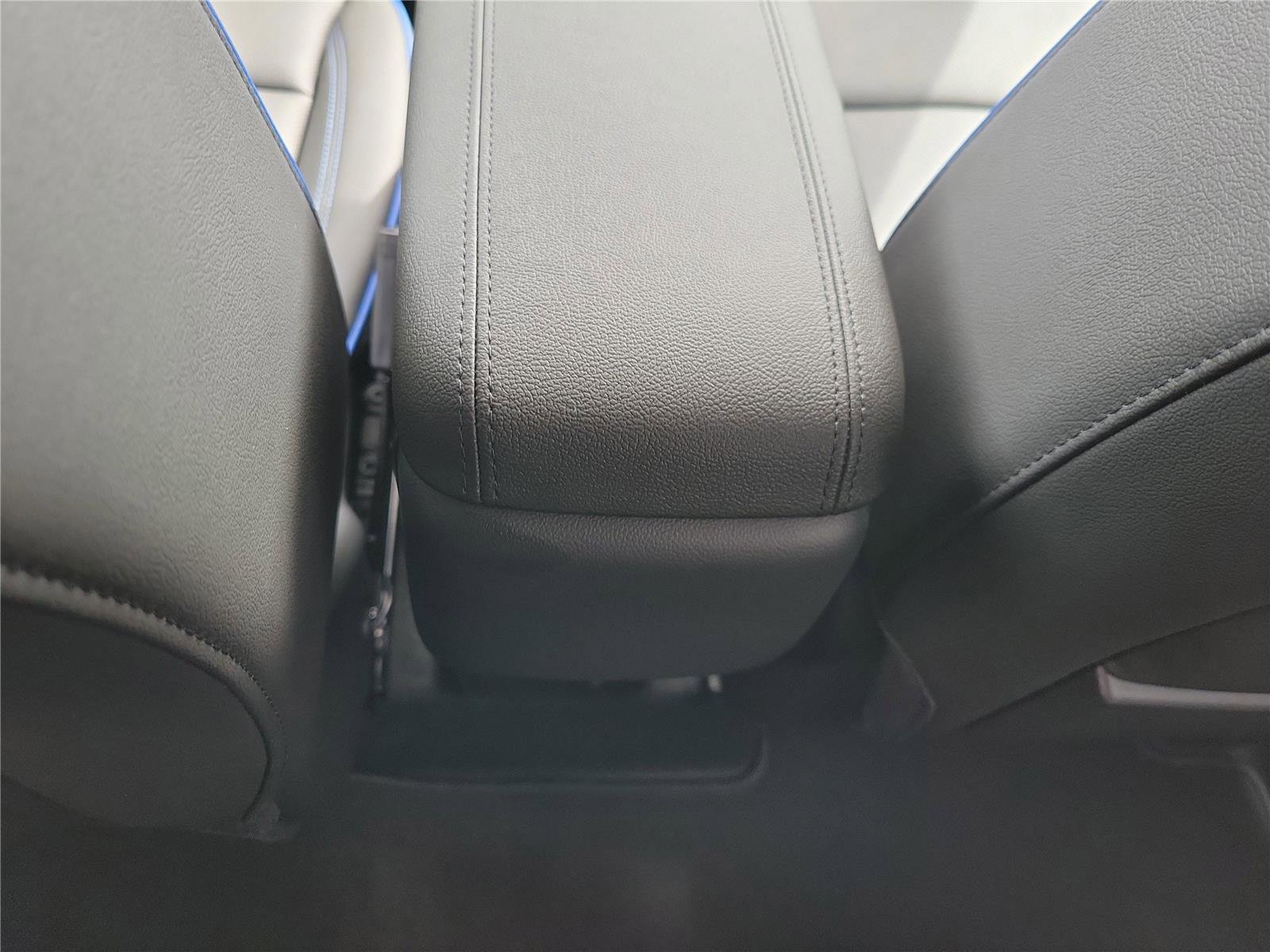 New 2026 Buick Encore GX Sport Touring w/ Advanced Technology Package image 12