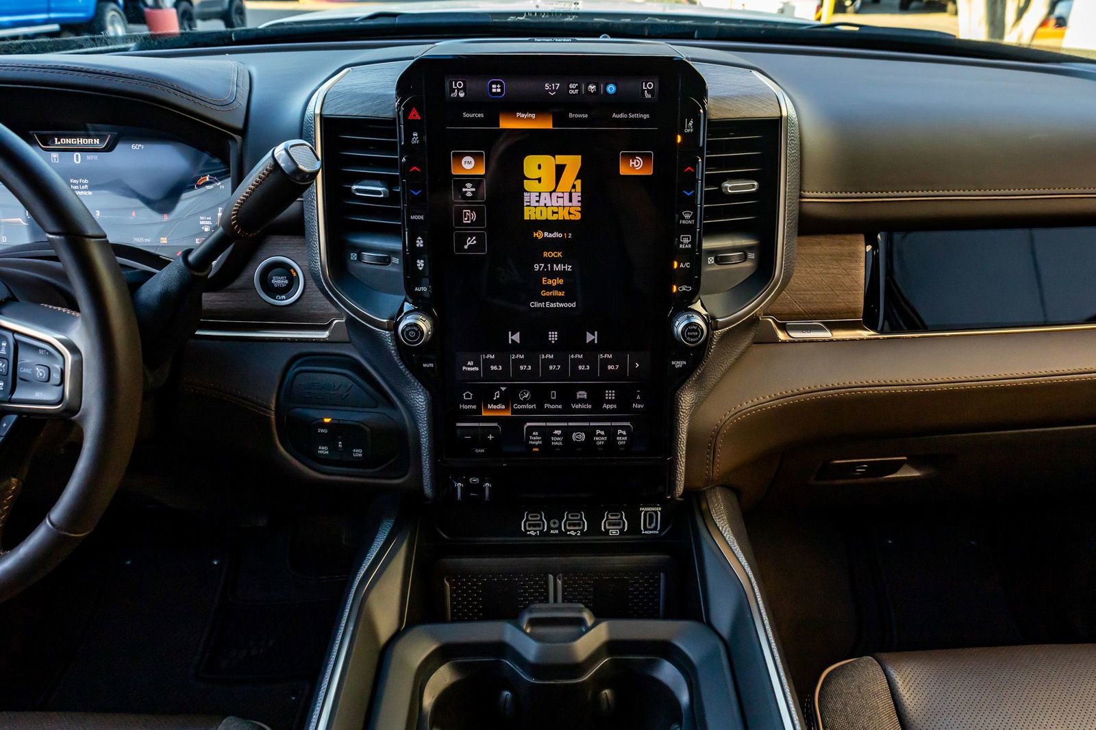 Used 2025 RAM 2500 Limited image 23