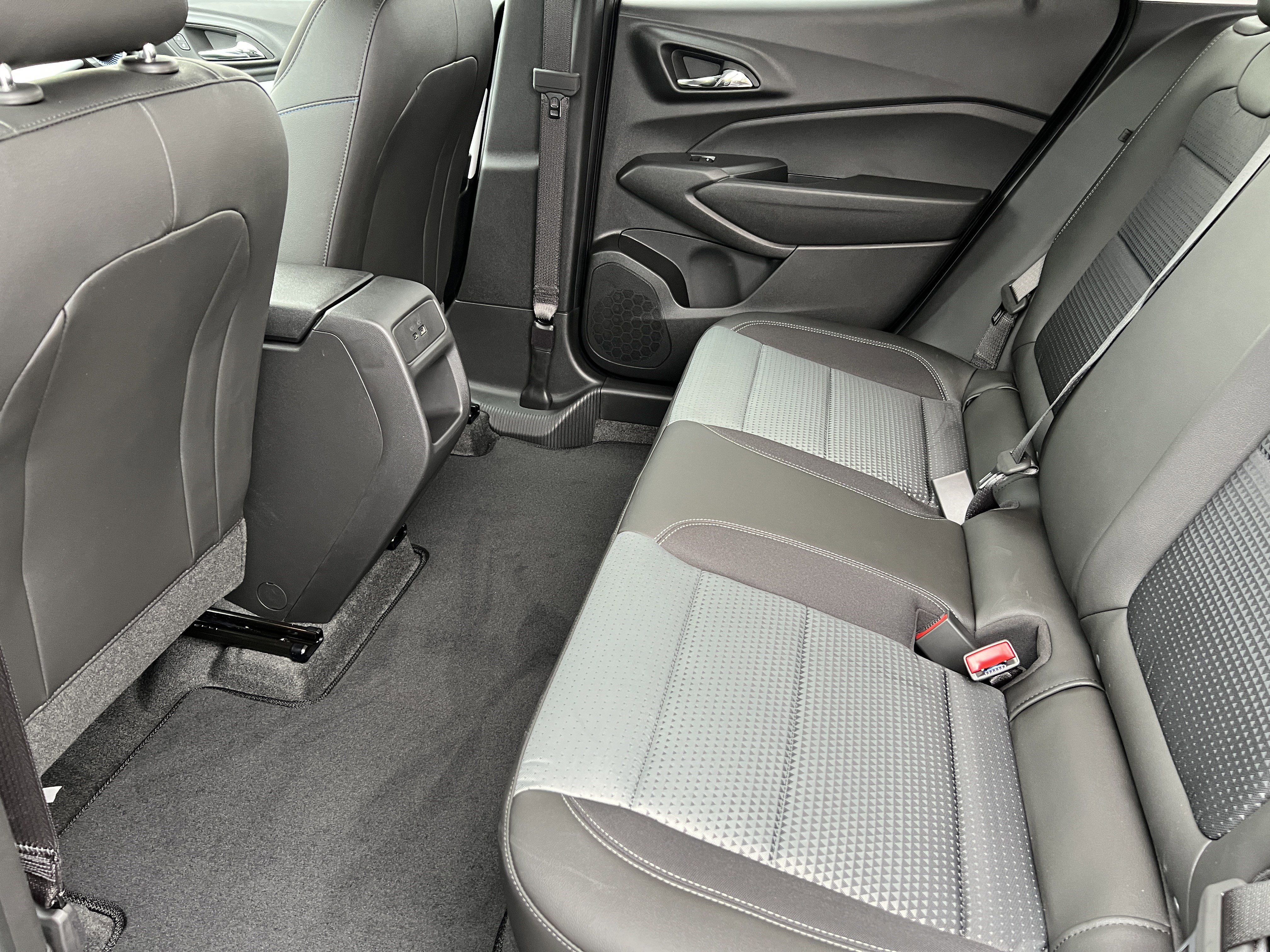 New 2026 Chevrolet Trax LT w/ Driver Confidence Package image 15