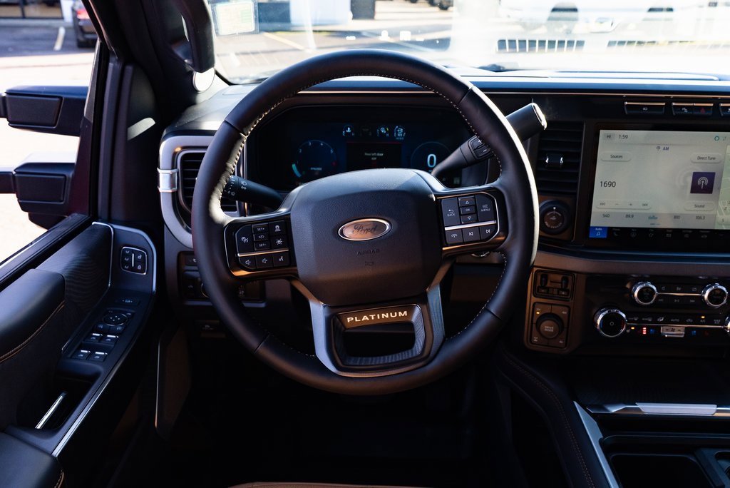 Used 2024 Ford F350 Platinum image 11