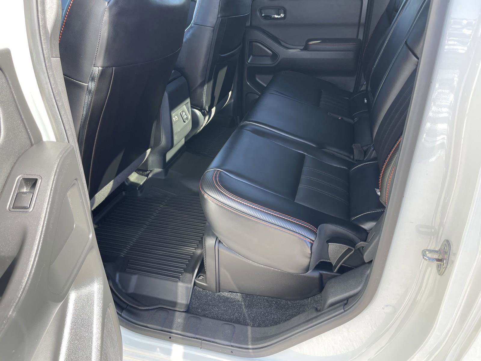 Used 2024 Nissan Frontier PRO-4X w/ Pro Premium Package image 23