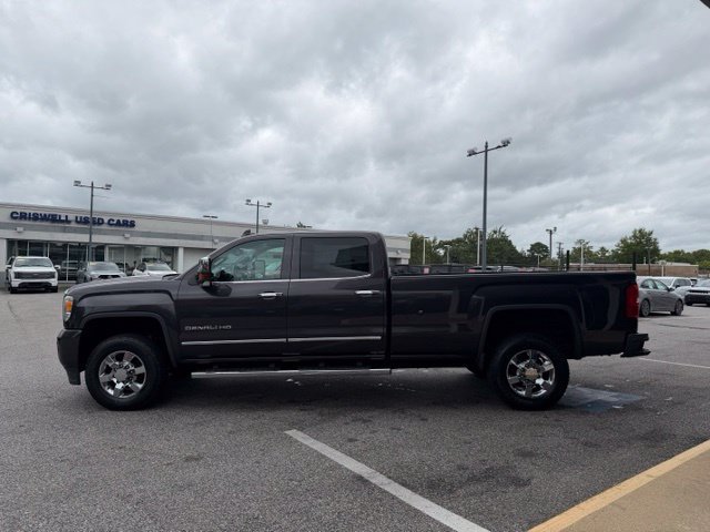 Used 2015 GMC Sierra 3500 Denali w/ Duramax Plus Package AWD/4WD image 29
