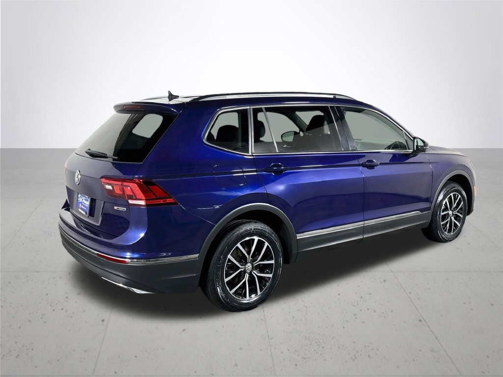 Certified 2021 Volkswagen Tiguan SE w/ Panoramic Sunroof Package AWD/4WD image 7
