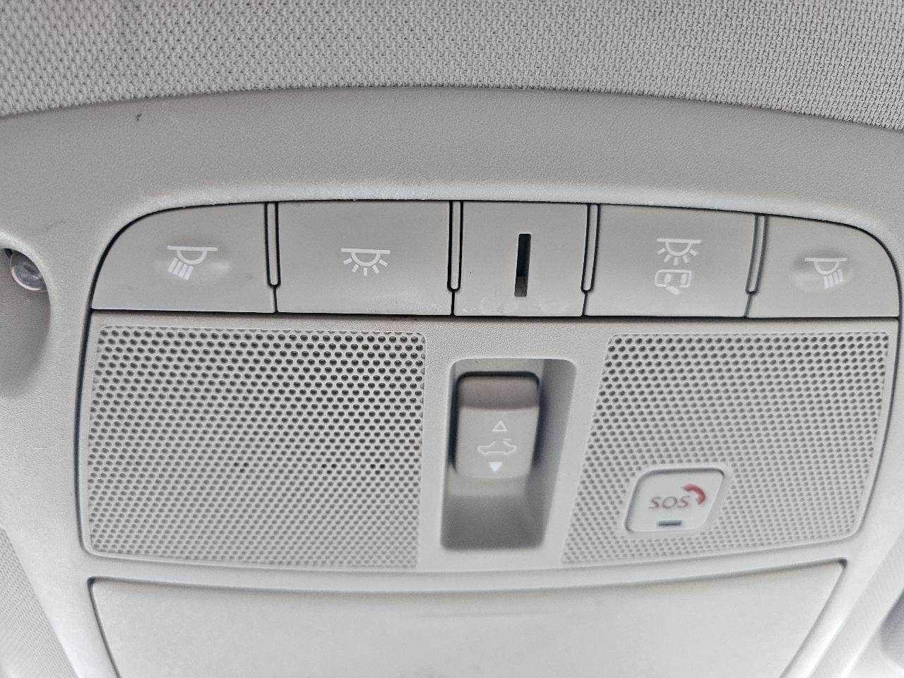 Used 2015 INFINITI Q50 Premium w/ Navigation Package image 21