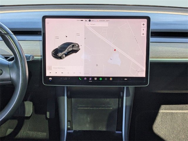 Used 2019 Tesla Model 3 Standard Range Plus image 16