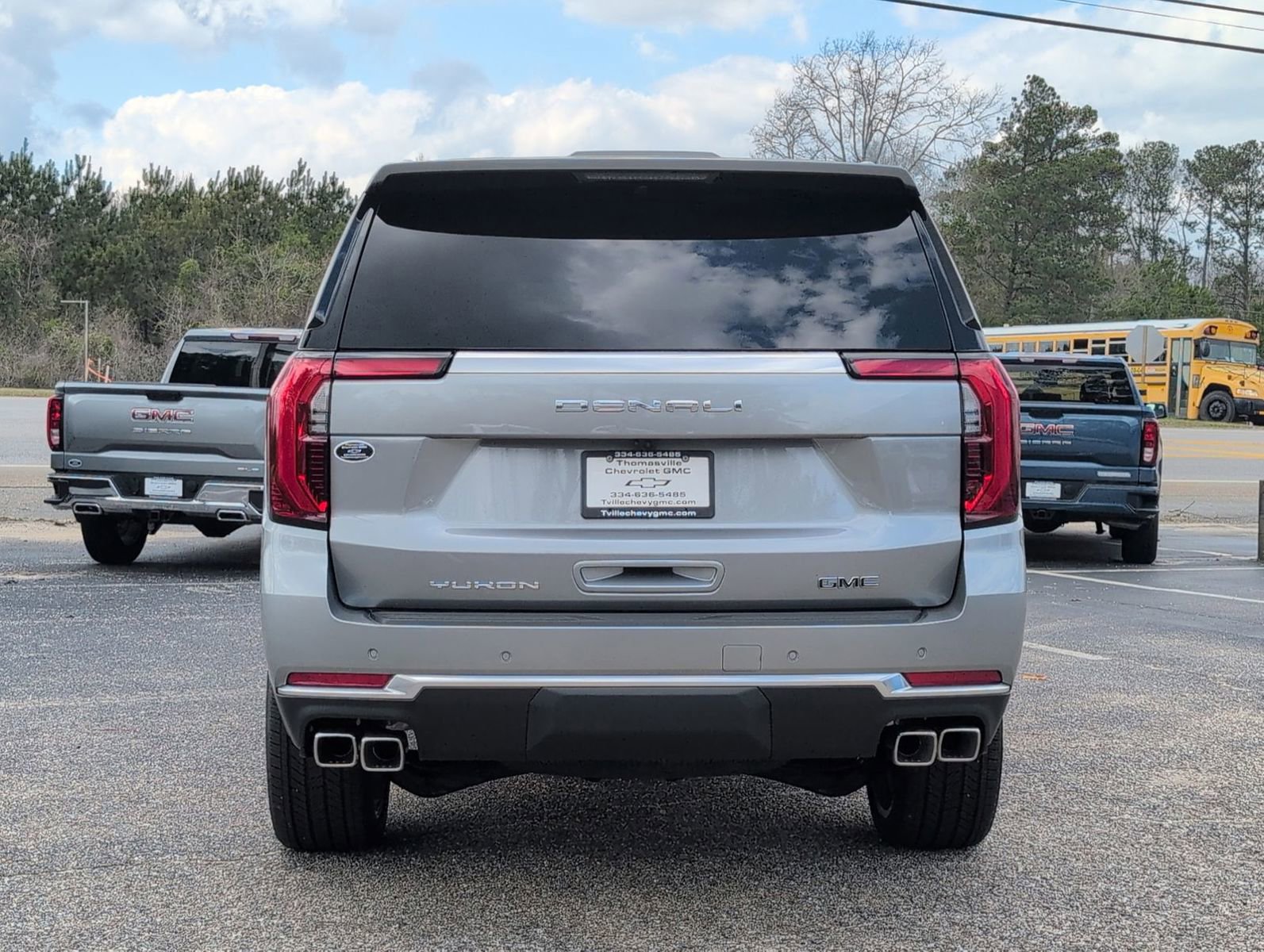 New 2026 GMC Yukon Denali w/ Sun & Power Step Package AWD/4WD image 4