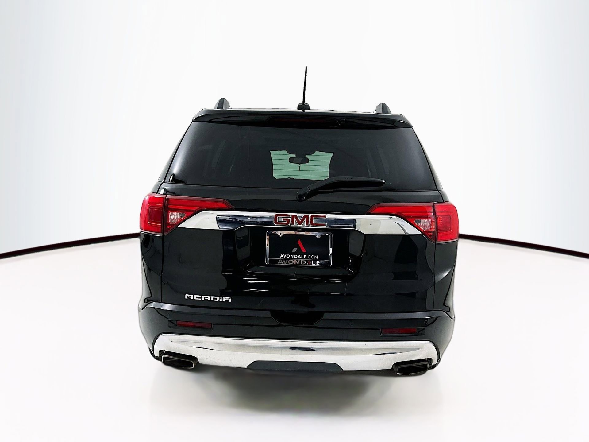Used 2017 GMC Acadia Denali FWD image 7