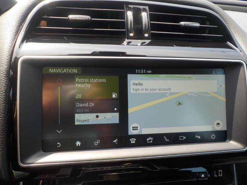 Used 2017 Jaguar XE Prestige image 14