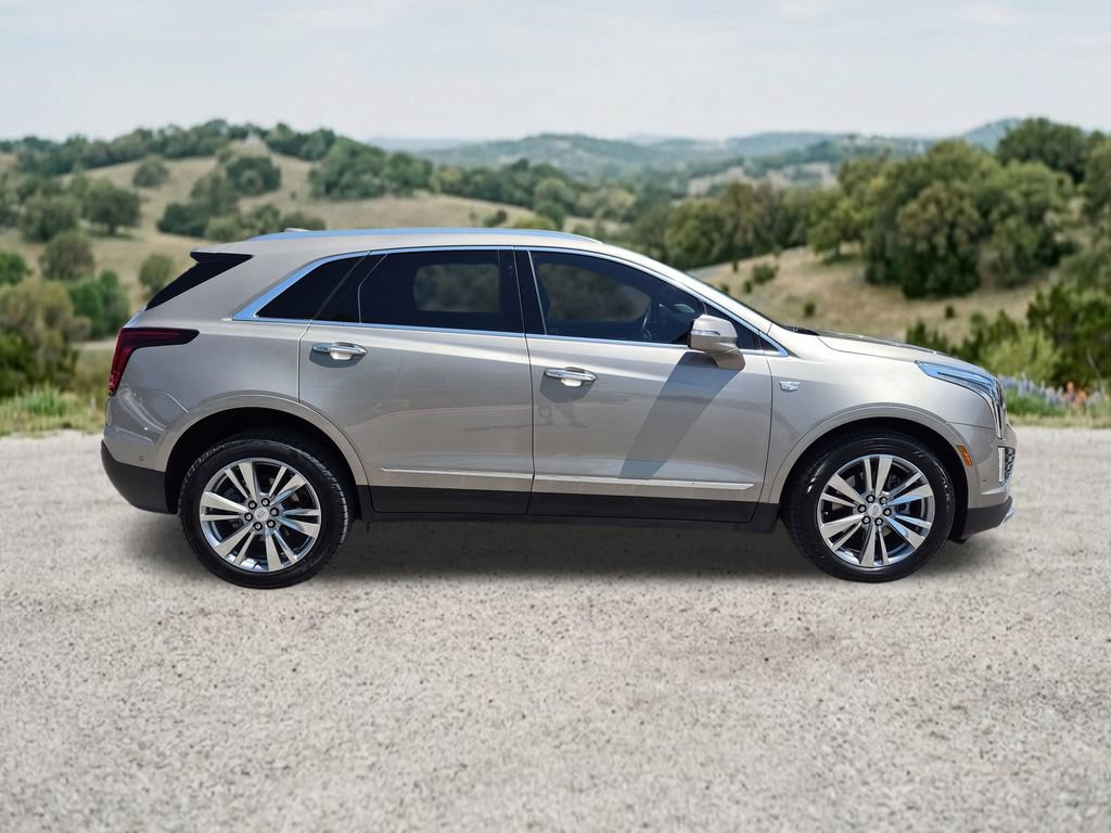 Used 2023 Cadillac XT5 Premium Luxury w/ Technology Package AWD/4WD image 11