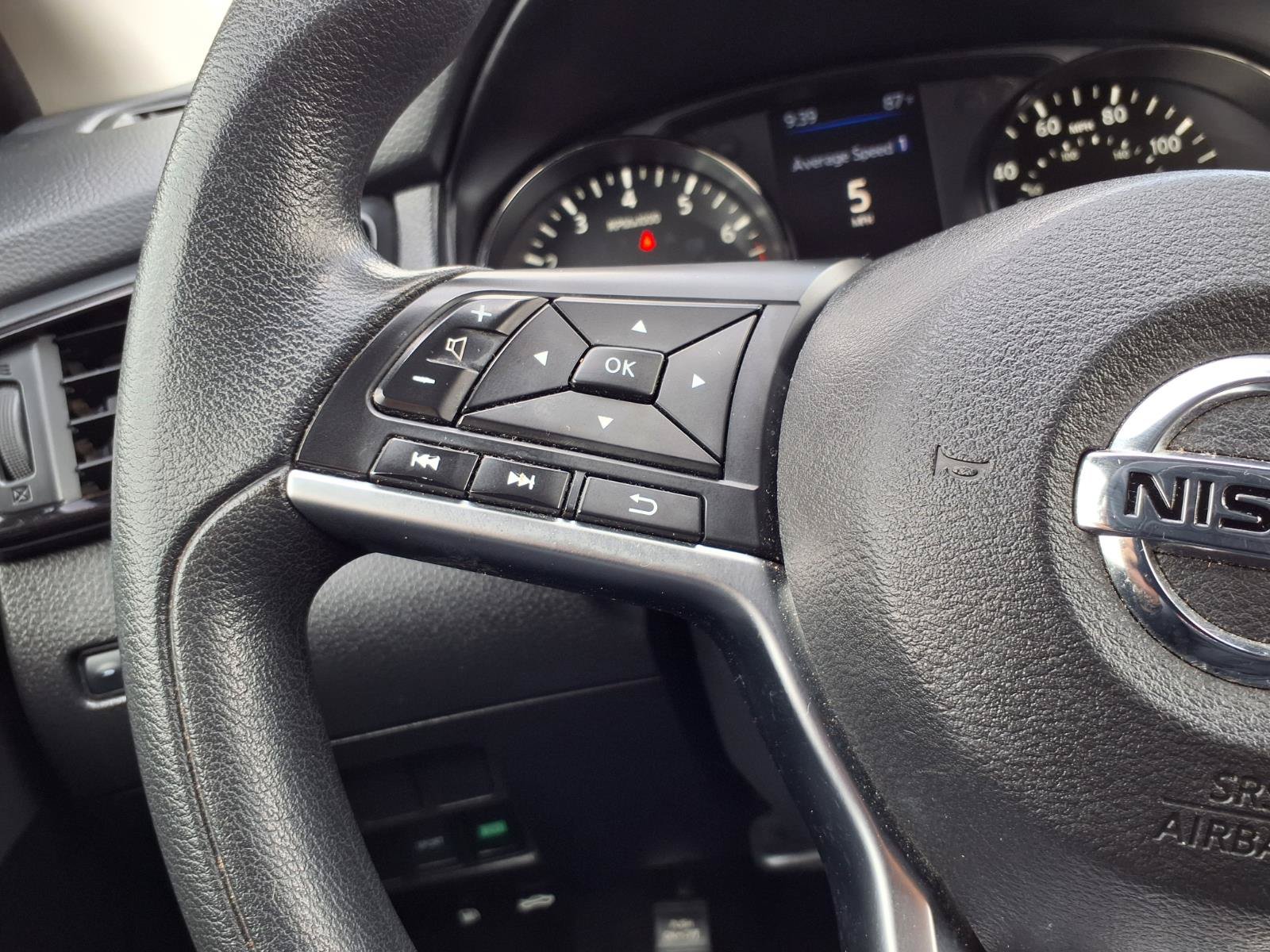 Used 2020 Nissan Rogue Sport S FWD image 15