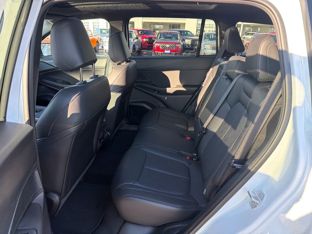 New 2026 Jeep Cherokee Overland w/ Advanced Pro Tech Group image 25