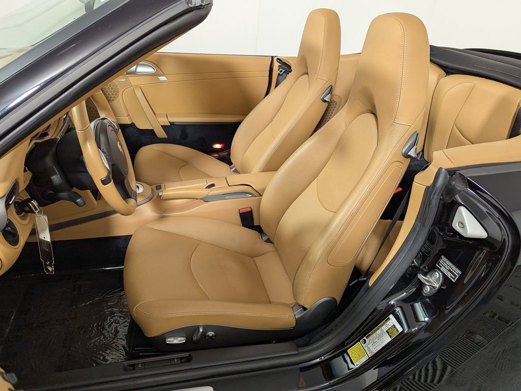 Used 2011 Porsche 911 Carrera RWD image 18