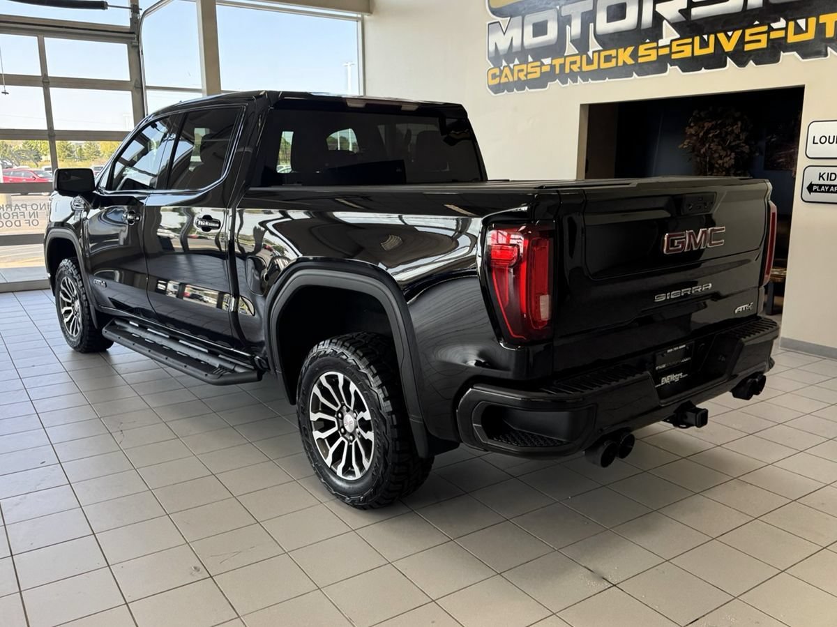 Used 2021 GMC Sierra 1500 AT4 AWD/4WD image 2