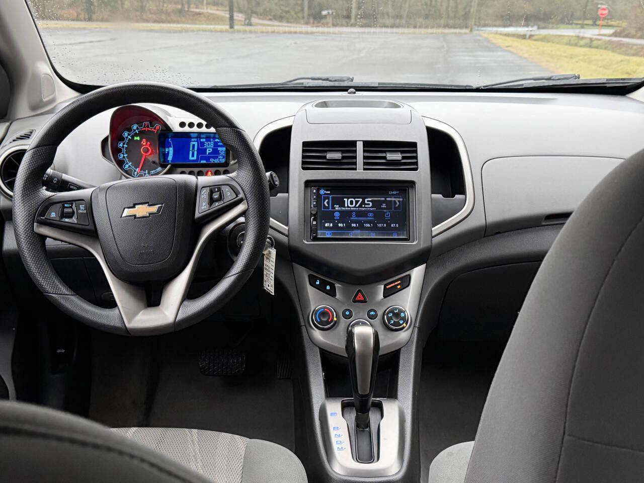 Used 2014 Chevrolet Sonic LT w/ Fun and Sun Package image 12