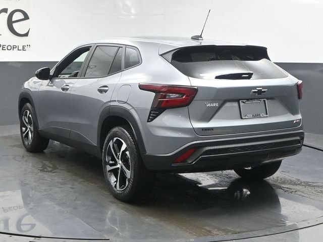 New 2026 Chevrolet Trax RS w/ Driver Confidence Package FWD image 14