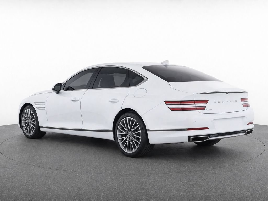 Used 2022 Genesis G80 2.5T RWD image 4