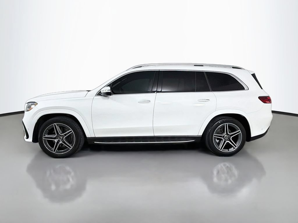 Used 2024 Mercedes-Benz GLS 450 4MATIC image 8