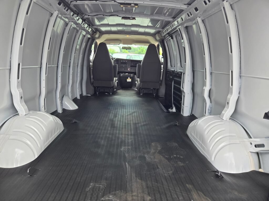 New 2026 Chevrolet Express 3500 Extended w/ Driver Convenience Package RWD image 14