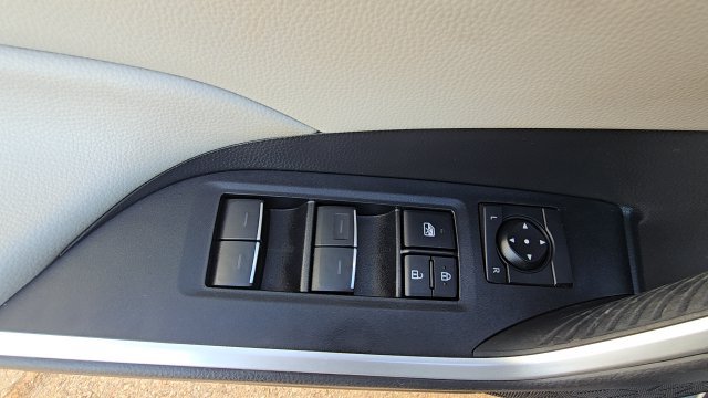 Used 2024 Toyota RAV4 XLE Premium w/ Weather Package FWD image 31